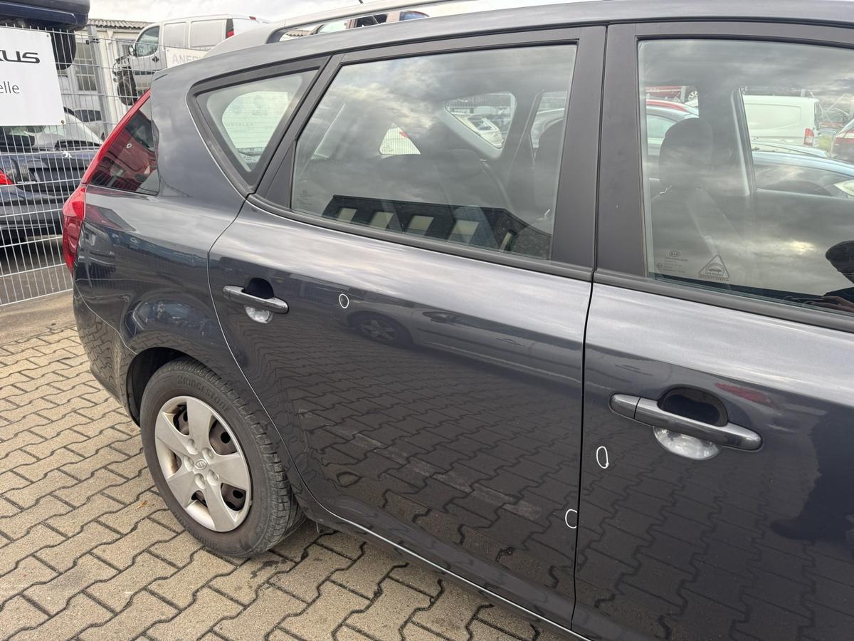 Kia Ceed ED original T&uuml;r hinten rechts Kombi 5K Graumetallic Bj.2011